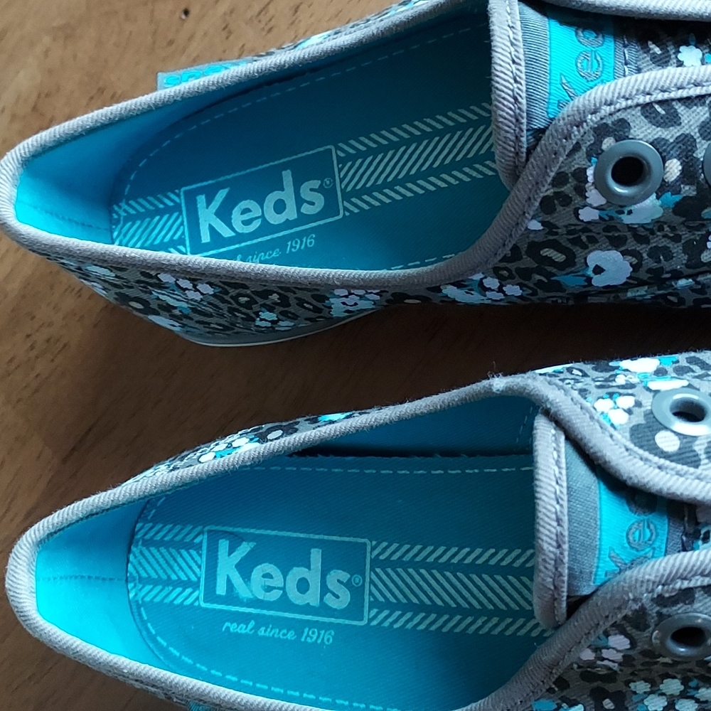 Keds Sneakers, sz 7.5, EUC